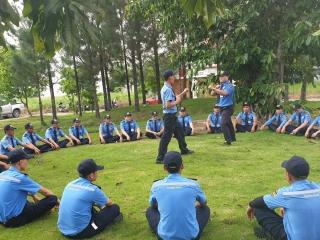 HUẤN LUYỆN BẢO VỆ - VỆ SĨ